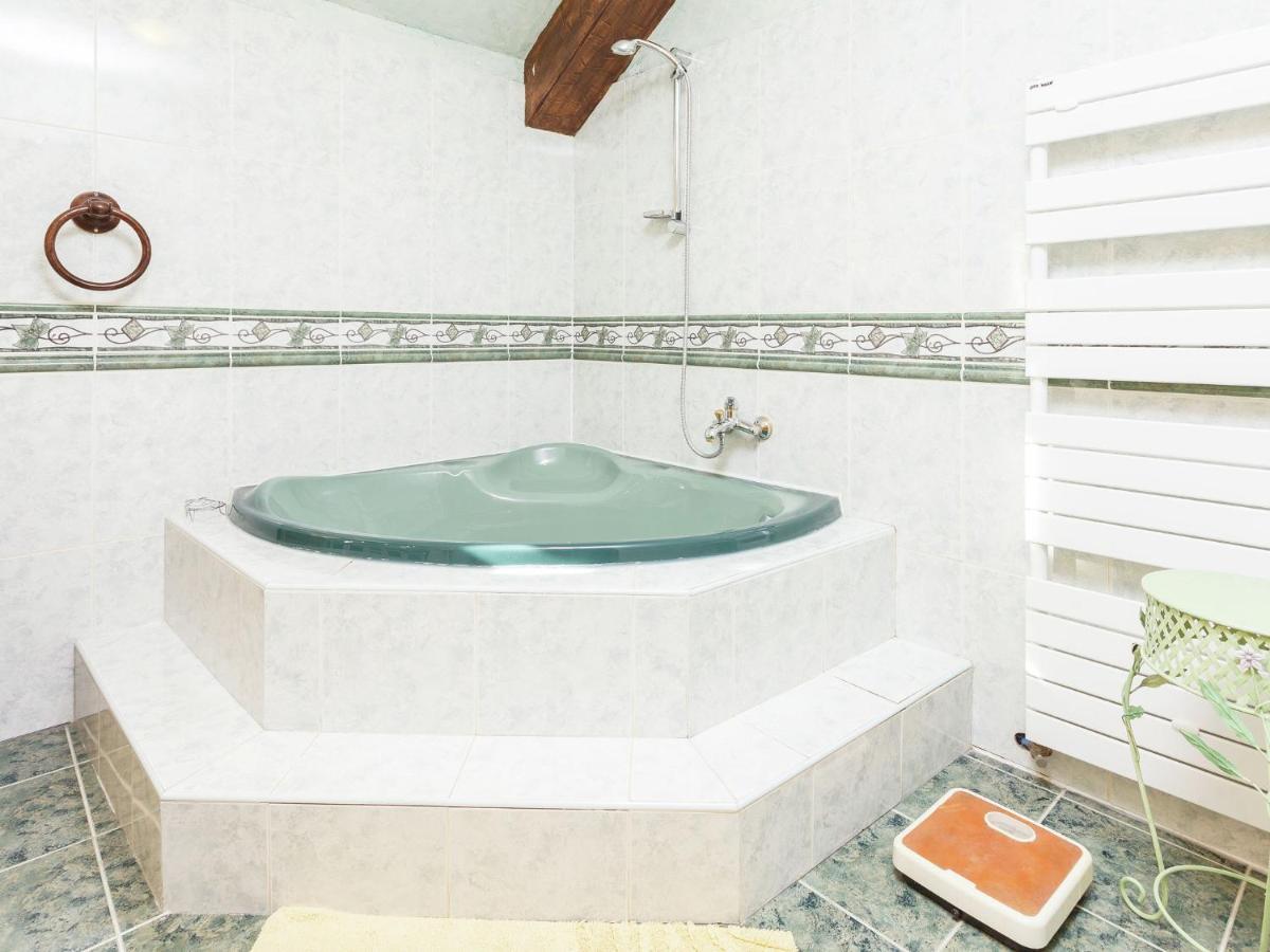 Charming Holiday Home With Pool Lavercantière Εξωτερικό φωτογραφία